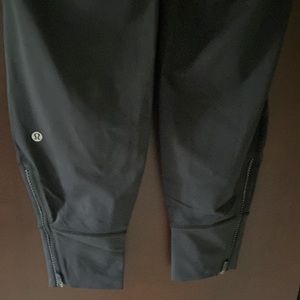 Black Lululemon Joggers 🖤🍋
